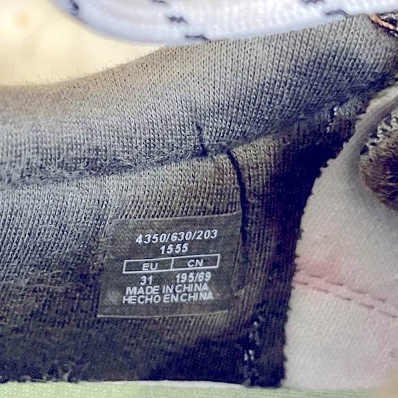 Boys ZARA 👟 size 31/13 - Picture 3 of 4